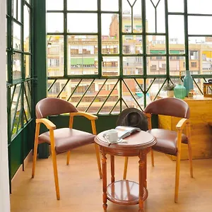 2* Pensionat Girona